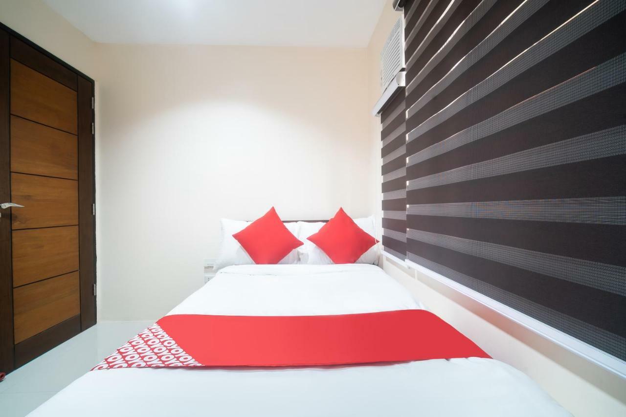 Oyo 199 Solange Apartelle Davao Luaran gambar