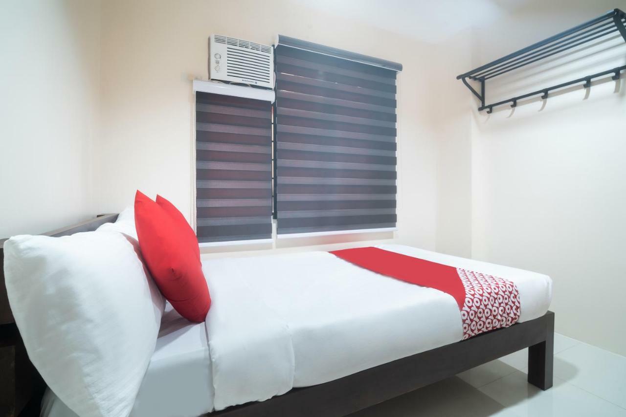 Oyo 199 Solange Apartelle Davao Luaran gambar
