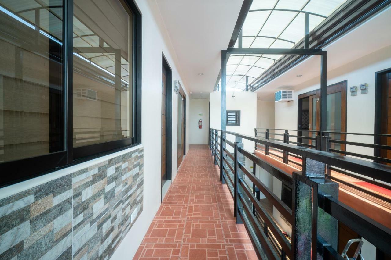 Oyo 199 Solange Apartelle Davao Luaran gambar