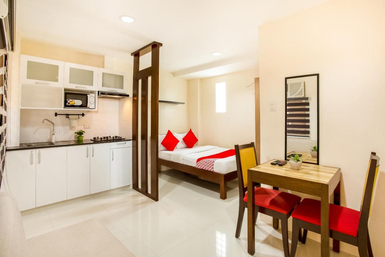 Oyo 199 Solange Apartelle Davao Luaran gambar
